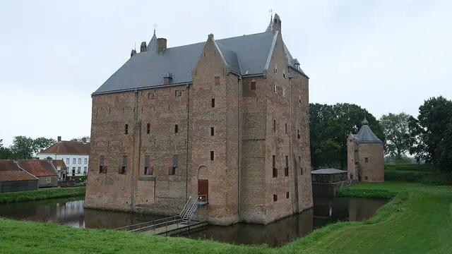 Slot Loevestein