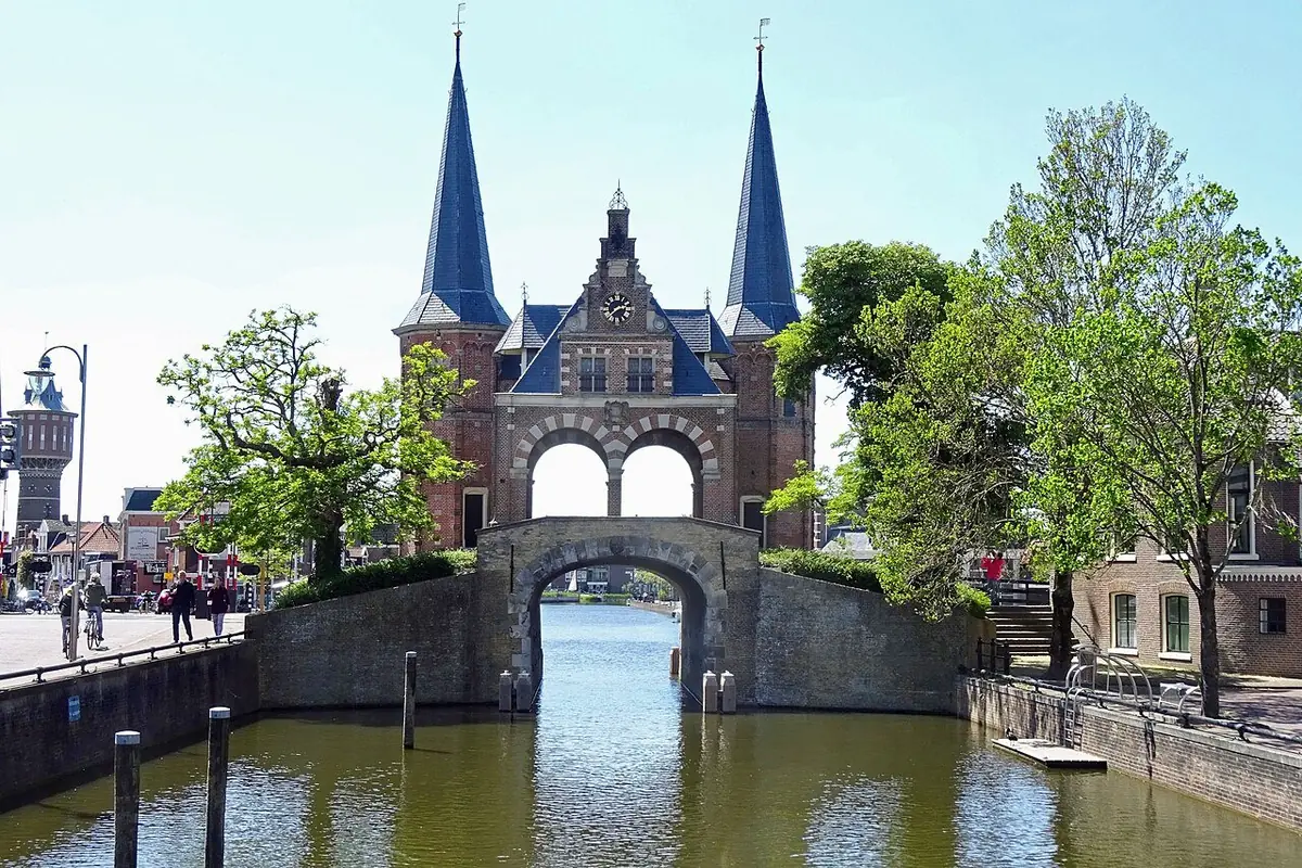 Waterpoort van Sneek