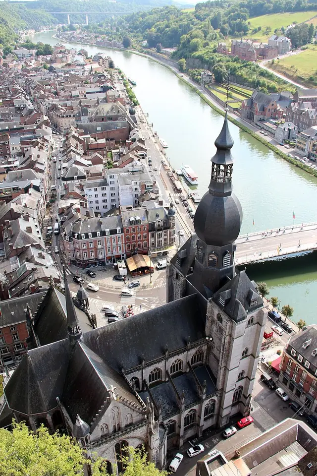 Onze-Lieve-Vrouwekerk Dinant