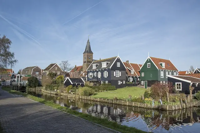 Marken
