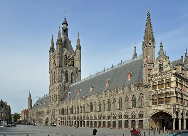 Lakenhalle van Ieper